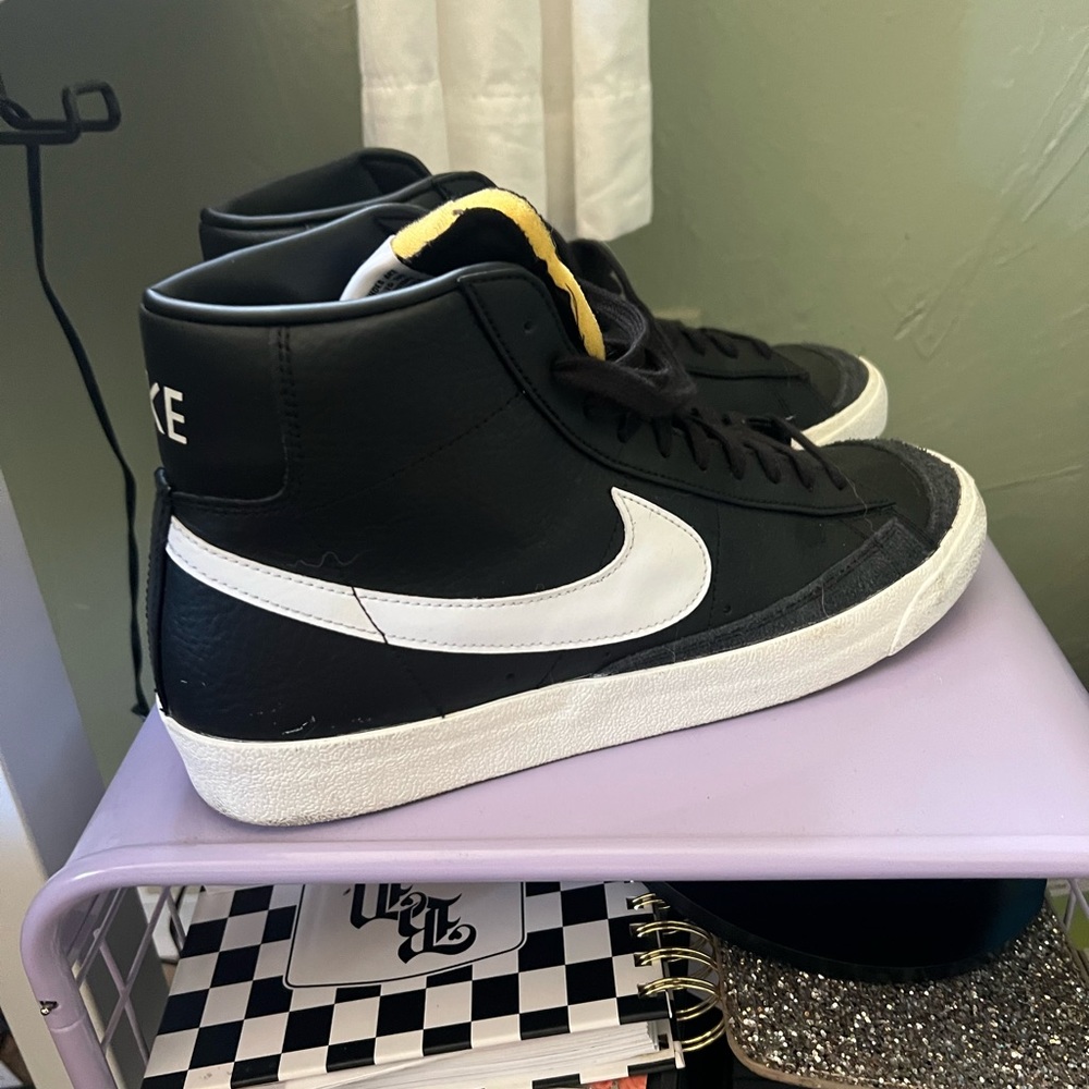 Nike Black and White High-Tops